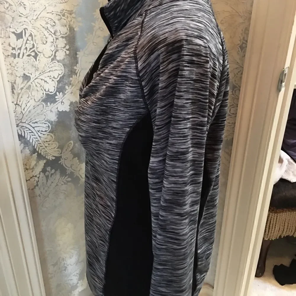 ATHLETIC COVER Up Top